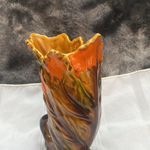 Fall Giftcraft Vintage Vase Japan 
Footed - Picture 3 of 16